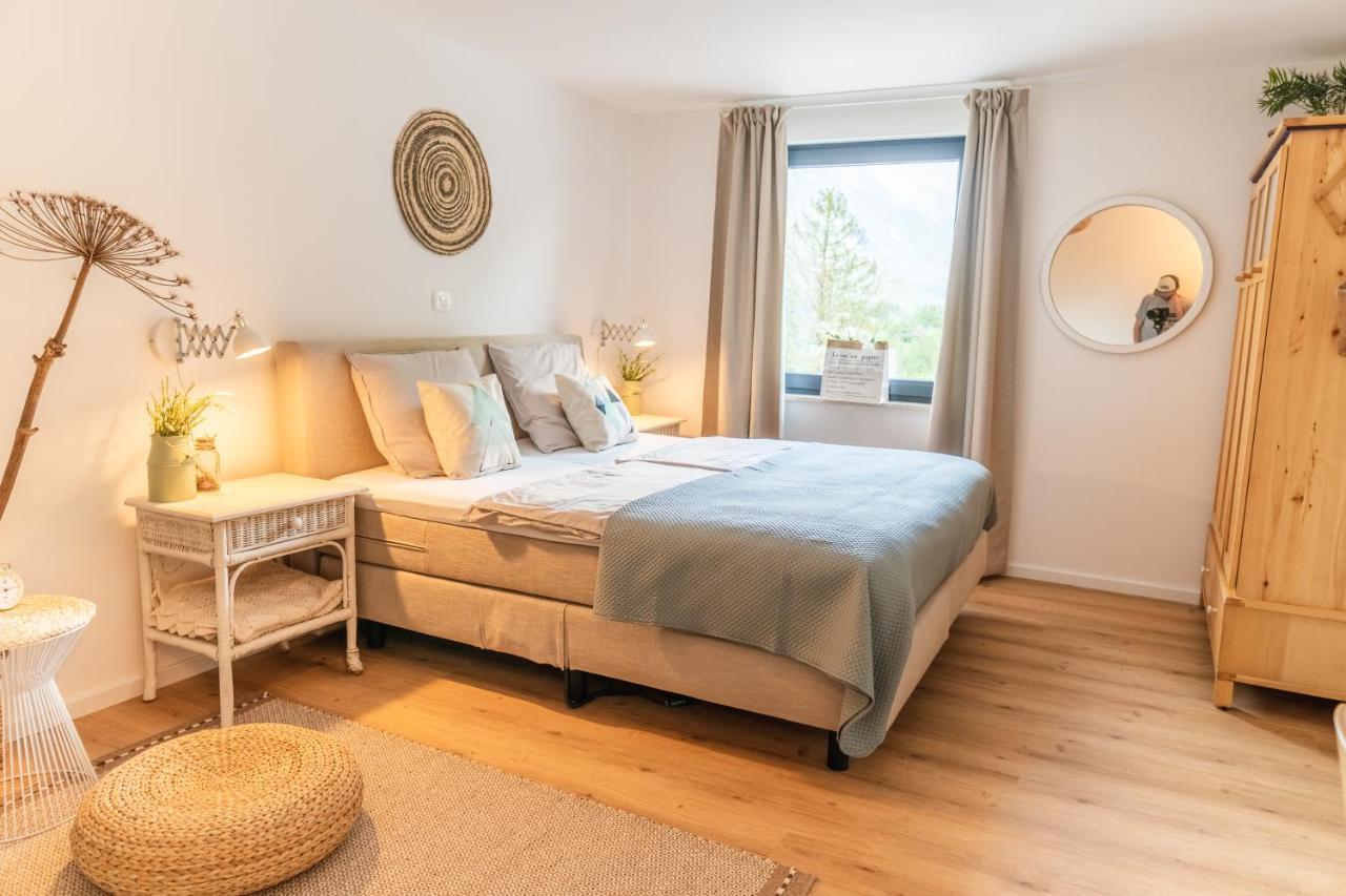 Apartamento Hisa Lojz Zaga Exterior foto