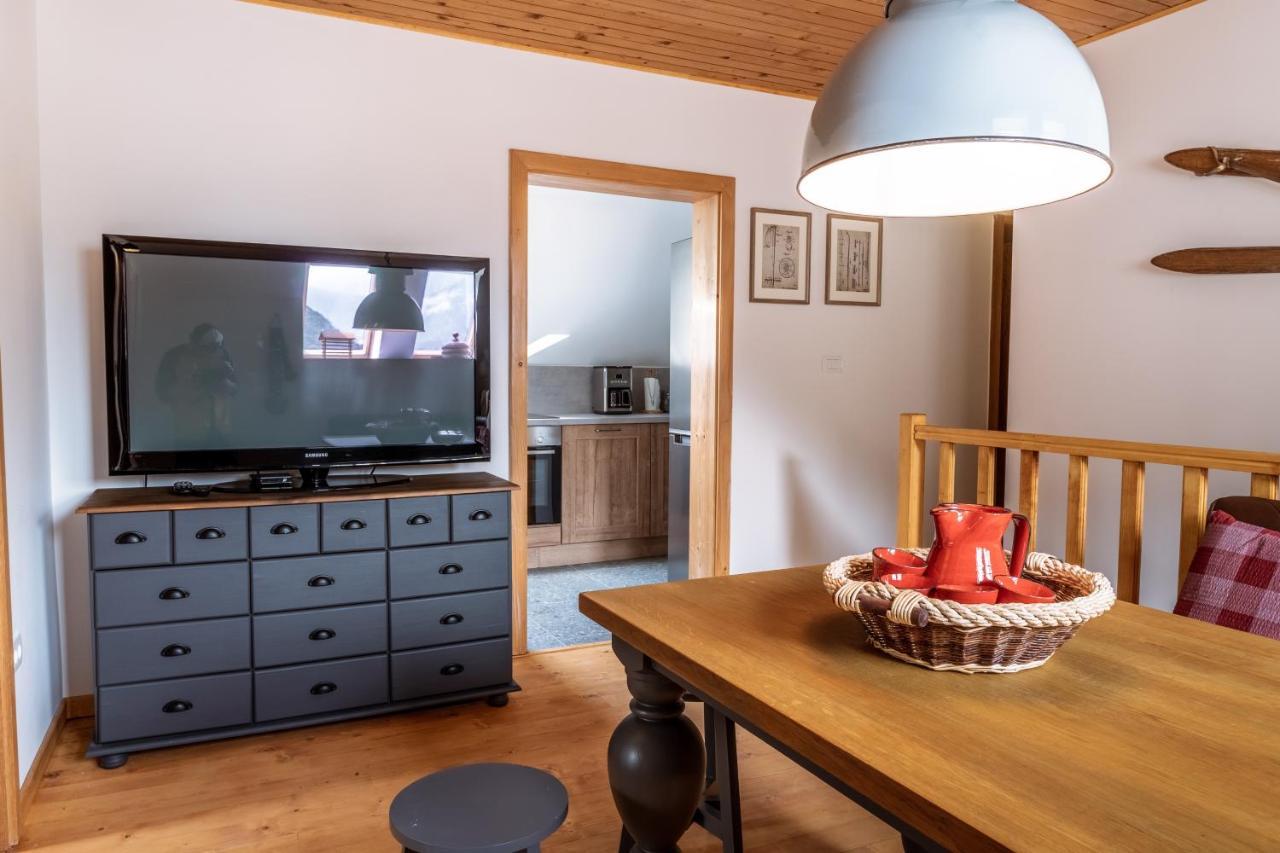 Apartamento Hisa Lojz Zaga Exterior foto